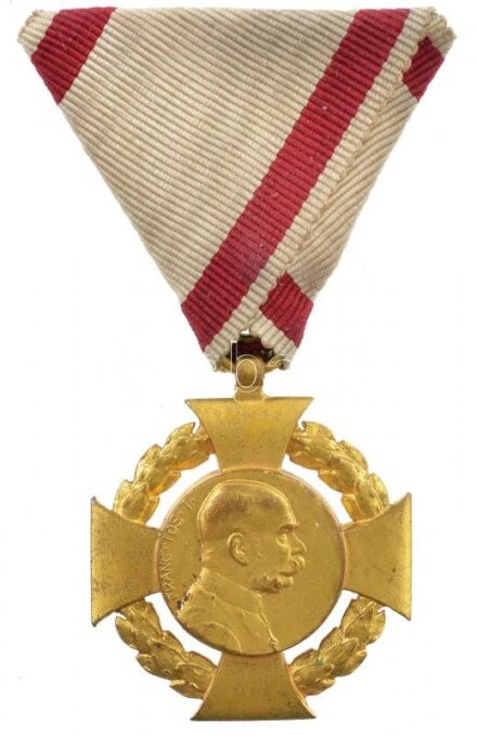 1908. 'Katonai Jubileumi Kereszt' Br kitüntetés eredeti mellszalaggal T:2 Hungary 1908. 'Diamond Jubilee Cross for the Armed Forces' Br decoration with original ribbon C:XF NMK 269.