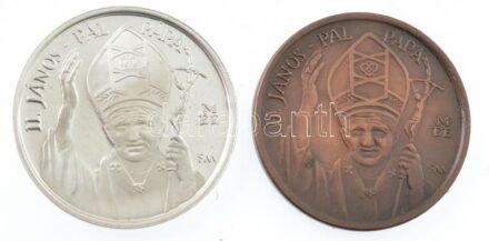 Fritz Mihály (1947- ) 1991. 'II. János Pál pápa / Patrona Hungariae' peremen jelzett Ag és bronz emlékérem pár (4,51g/0,800/22mm) T:PP,1 Adamo BP36
