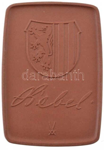Német Demokratikus Köztársaság DN 'A. Bebel' kerámia érem a Meisseni Porcelánmanufaktúra gyártói jelzésével (60x42mm) T:1 German Democratic Republic ND 'A. Bebel' ceramic medal with Porcelain Manufactory of Meissen's maker's mark