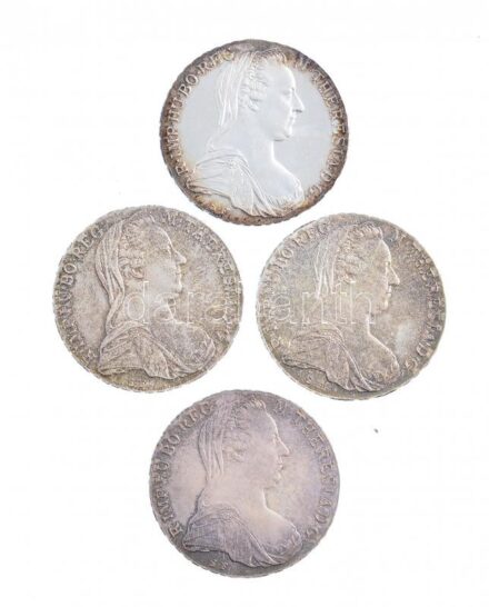 Ausztria 1780SF Tallér Ag 'Mária Terézia' utánveret (4x) három darab közös dísztokban, német nyelvű tájékoztatóval T:1 patina Austria 1780SF Thaler Ag 'Maria Theresia' restrike (4x) three pieces plastic display case with german
