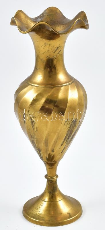 Réz váza, kopásnyomokkal, m: 24 cm