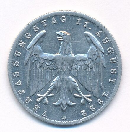 Németország / Weimari Köztársaság 1922G 3M Al '3 éves weimari alkotmány' forgalmi emlékérme T:2 karc Germany / Weimar Republic 1922G 3 Mark Al '3 Years of Weimar Constitution' circulating commemorative coin C:XF scratch Krause KM#29