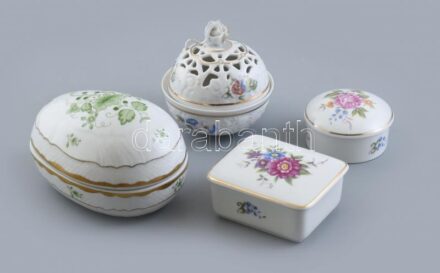 4 db Hollóházi bonbonier, matricás porcelán, jelzett, vegyes méretben, kopásnyomokkal,
