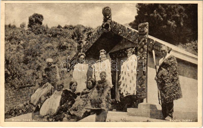 Lake Taupo, Maori Tomb. New Zealand Sportmen's and Tourists' Wonderland
