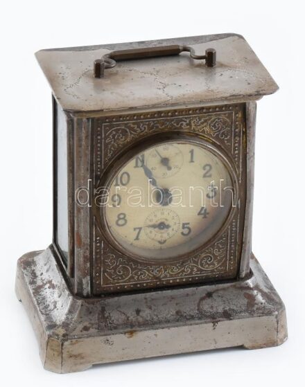 Régi mechanikus asztali óra, felújításra szorul, nem jár, m: 15,5cm