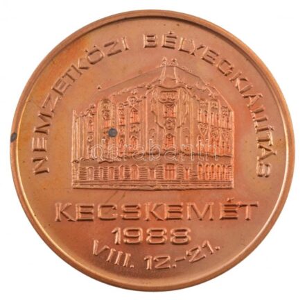 1988. 'SZOCFILEX '88 / Nemzetközi Bélyegkiállítás - Kecskemét 1988. VIII.12-21.' kétoldalas bronz emlékérem (42,5mm)