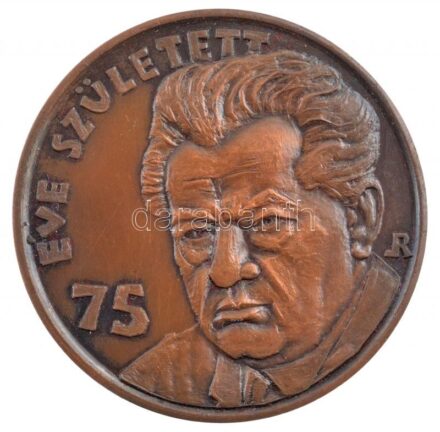 Rajki László (1939-) 1987. 'Darvas József - A legnagyobb magyar falu / 75 éve született' bronz emlékérem (42,5mm) T:1-