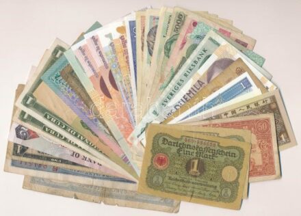 30db-os vegyes, külföldi bankjegytétel, közte Franciaország, Egyiptom, India, Svédország, Kuba, Suriname, Lengyelország, Irak, Sierra Leone, Kambodzsa T:I-IV 30pcs mixed, foreign banknote lot, within France, Egypt, India, Sweden, Cuba,