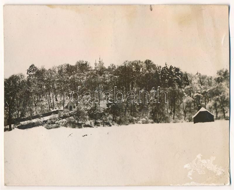 Eperjes, Presov; Kálvária télen / Calvary church in winter. photo (10,9 x 8,7 cm) (felszíni sérülés / surface damage)