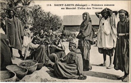 Saint Louis, Femmes maures au Marché (Tribu des Trarza) / market