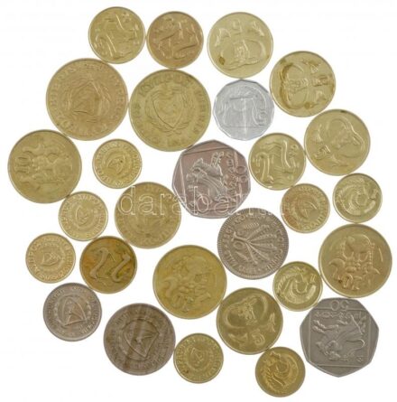 28db-os ciprusi érmetétel, közte 1955. 50m Cu-Ni 'II. Erzsébet' T:1--2- patina 28 pcs of cyprian coin lot, in it 1955. 50 Mils Cu-Ni ' Queen Elizabeth II' C:AU-VF patina