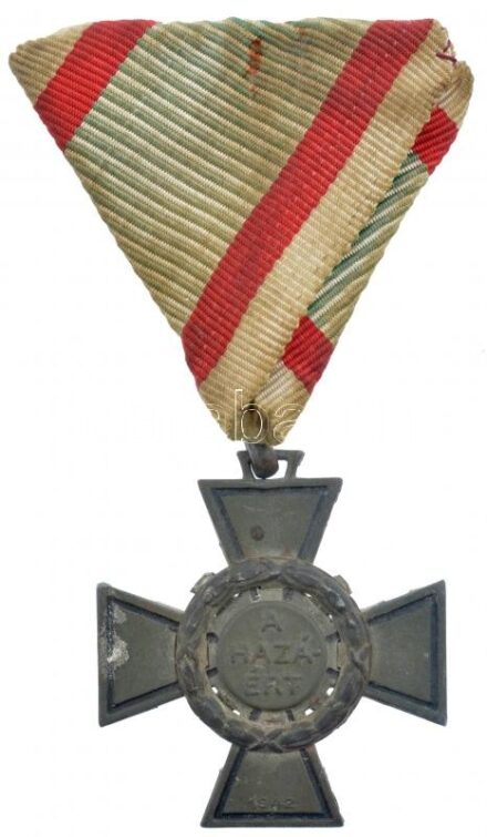 1941/1942. 'Tűzkereszt II. fokozata' hadifém kitüntetés, mellszalagon, adományozói/viselői igazolvánnyal T:2 patina, viseltes mellszalag Hungary 1941/1942. 'Fire Cross, 2nd Class' war metal decoration with ribbon, with donating / wearing