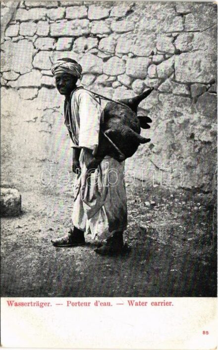 Wasserträger / Porteur d'eau / Water carrier