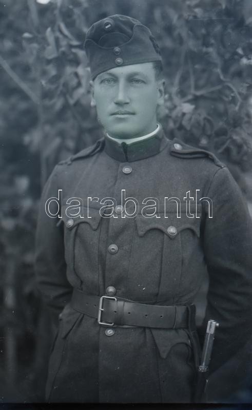 cca 1920-1940 Katonafotók a Horthy-korszakból I., 5 db negatív üveglemezen, 15x10 cm - Image 2