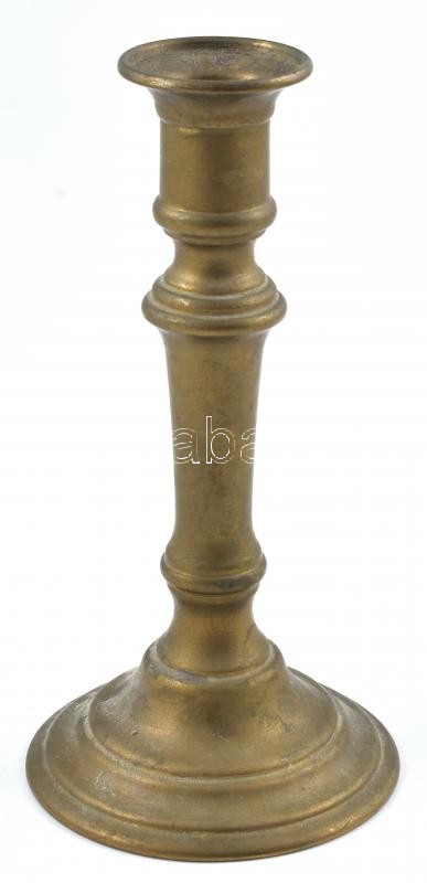 Bronz gyertyatartó, kopott, horpadásokkal, m:19,5cm