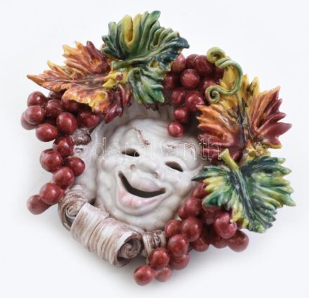 Olasz kerámia, fali maszk, kopásnyomokkal, jelzett d: 20 cm