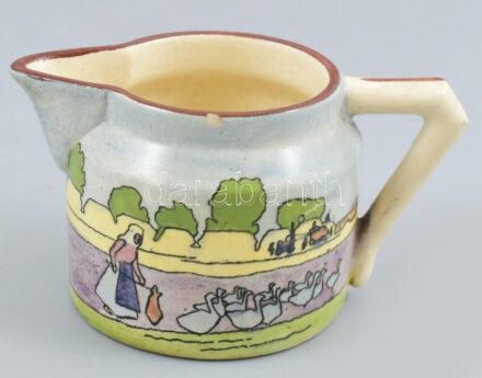 Fischer Emil (1863 - 1937): Tejkiöntő. Pálinkás Béla (1880-?), népi motívummal, mázas fajansz, kézzel festett, jelzett, lepattanással, m: 6 cm