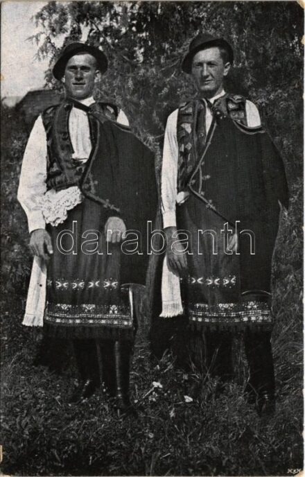 Gyetva, Detva; Detviansky kroj / népviselet / folklore