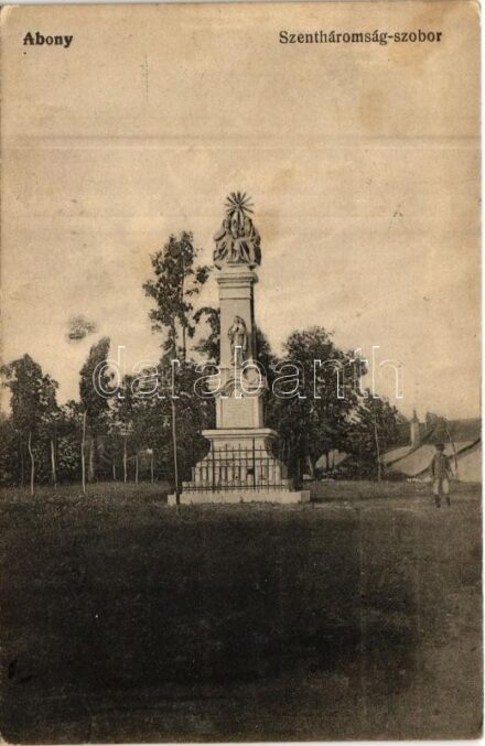 1933 Abony, Szentháromság szobor