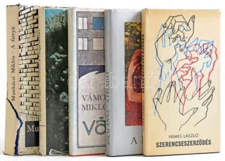 5 db szerző által aláírt, dedikált könyv: Nemes László: Szerencseszerződés; Jókai Anna: A feladat; Vámos Miklós: Váltás (Pé és Em); Barabás Tibor: Kereszt a hegytetőn; Munkácsi Miklós: A fattyú. Kiadói