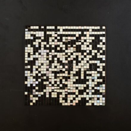 Falikép objekt, forgatható kis műanyag elemekkel, mindegyik elem három különböző színű felülettel, jelzés nélkül, keretben, 30x30 cm