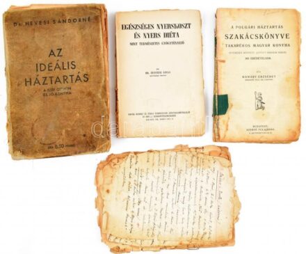 cca 1910-1940 Régi receptek sérült papírlapokon, 14 sztl. lev.; Hevesi Sándorné: Az ideális háztartás. A szép otthon és jó konyha. Bp., 1934, Színházi Élet. Kiadói egészvászon-kötés, sérült, hiányos gerinccel, kopott