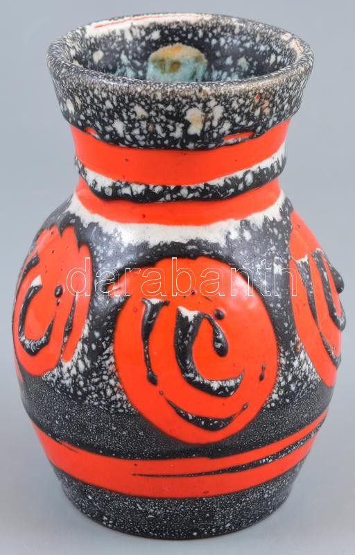 Retró váza, kerámia, jelzés nélkül, kopásnyomokkal, m: 16 cm