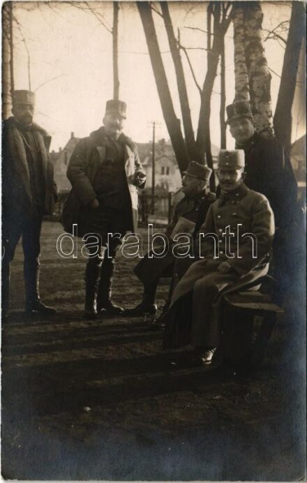 Osztrák-magyar katonák csoportja / WWI Austro-Hungarian K.u.K. military, group of soldiers. photo