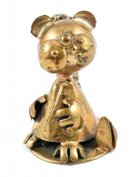 Mid-Century Figurative Art by Magda és Andrzej Nowakowscy (1938 - 2008): Egér / Mysz, névjegy tartó, örvösművészeti réz. Jelzett: Magda i Andreze Nowakowscy. m:4,5cm, h:4cm. Andrzej Jerzy Nowakowski Warszawa / Varsó. 1938. október