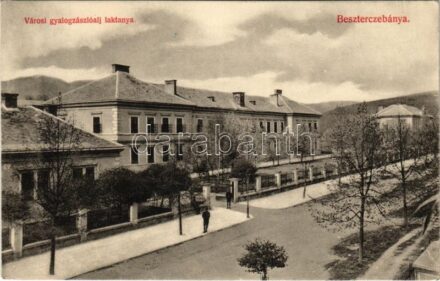 Besztercebánya, Banská Bystrica; Városi gyalogzászlóalj laktanya. Machold F. kiadása / K.u.k. military barracks (Rb)