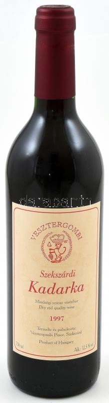 1997 Vesztergombi Szekszárdi Kadarka, bontatlan palack száraz vörösbor, szakszerűen tárolt, 12,5%, 0,75 l.