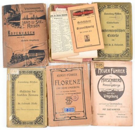 cca 1890-1930 12 db vegyes, régi, német nyelvű útikönyv. Nagyrészt viseltes állapotban, közte sérült, hiányos is. Intézményi bélyegzőkkel.