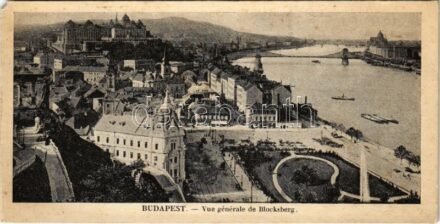 Budapest I. Kilátás a Gellérthegyről, Királyi vár, Tabán, Döbrentei tér, piac (14 cm x 7,7 cm) (EM)