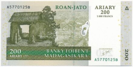 Madagaszkár 2004. 200A / 1000Fr 'A 5770125 B' T:I- Madagascar 2004. 200 Ariary / 1000 Francs 'A 5770125 B' C:AU Krause P#87