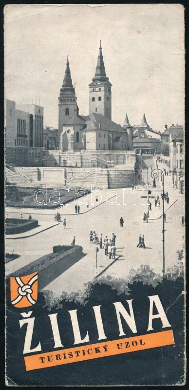 2 db szlovákiai utazási prospektus: Trencsén vára (Trenciansky hrad), Zsolna (Zilina). Fekete-fehér képekkel.