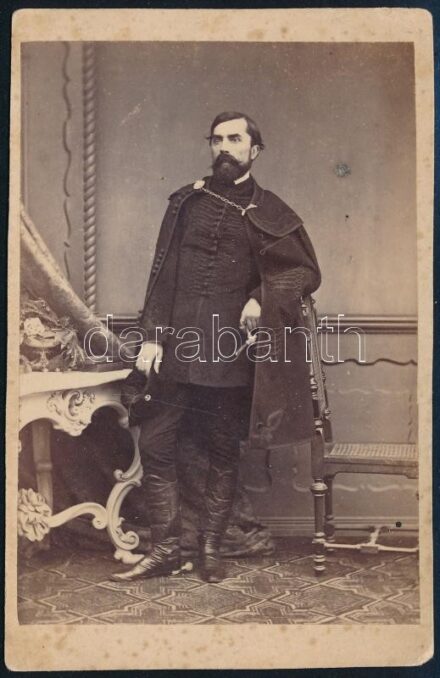 cca 1870 Makfalvai és uzapaniti Dózsa Dániel (1821-1889) költő, keményhátú fotó Veress Ferenc (1832-1916) kolozsvári műterméből,10,5×6,5 cm