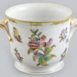 Herendi Viktória mintás kaspó, jelzett, hibátlan, m.9,5 cm, d:11 cm/ Herend porcelain pot with aries head