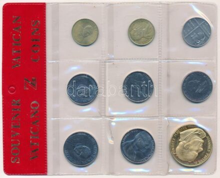Vatikán 1983-1989. 10L-100L (8xklf) szuvenír forgalmi összeállítás + DN 'II. János Pál' kétoldalas, aranyozott emlékérem, 'Souvenir Vaticano Vatican Coins' csomagolásban T:1-,2 Vatican 1983-1989. 10 Lire - 100 Lire (8xdiff) souvenir