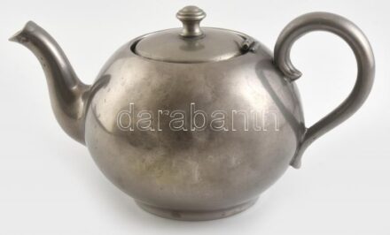Teáskanna, porcelán, fém borítással, kopott, jelzés nélkül, m: 12 cm