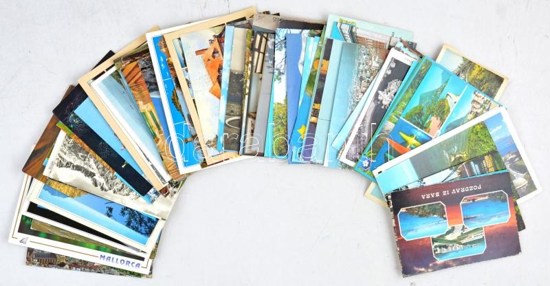Kb. 100 db MODERN külföldi város képeslap / Cca. 100 modern town-view postcards from all over the world