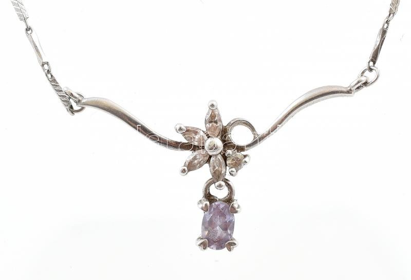 Ezüst(Ag) virágmintás köves nyakék, jelzett, h: 42,5-47 cm, bruttó: 4,7 g