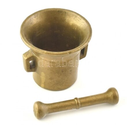Kis méretű réz mozsár, m: 6 cm, 8,5 cm