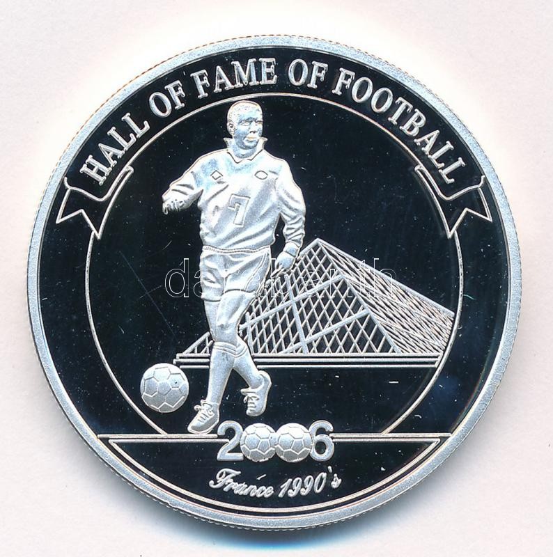 Uganda 2006. 2000Sh Ag 'A labdarúgás halhatatlanjainak csarnoka - Franciaország 1990-es évek / Eric Cantona' bizonytalan ezüsttartalmú! T:PP Uganda 2006. 2000 Shillings Ag 'The Hall of Fame of Football - France 1990s / Eric Cantona' uncertain