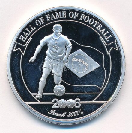 Uganda 2006. 2000Sh Ag 'A labdarúgás halhatatlanjainak csarnoka - Brazília 2000-es évek / Ronaldo' bizonytalan ezüsttartalmú! T:1- (PP) ujjlenyomatos Uganda 2006. 2000 Shillings Ag 'The Hall of Fame of Football - Brazil 2000s / Ronaldo'