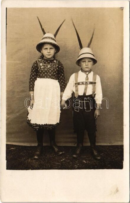 Gergweis (Osterhofen), children. photo
