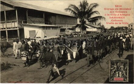 Cotonou, Voyage du Ministre des Colonies a la Cote d'Afrique. Visite de la Ville / Voyage of the Minister for the Colonies to the African Coast. The Minister visits the town. African folklore