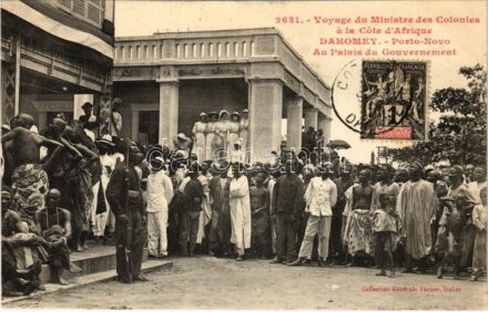 Porto-Novo, Voyage du Ministre des Colonies a la Cote d'Afrique. Au Palais du Gouvernement / Voyage of the Minister for the Colonies to the African Coast. At the Government Palace. African folklore
