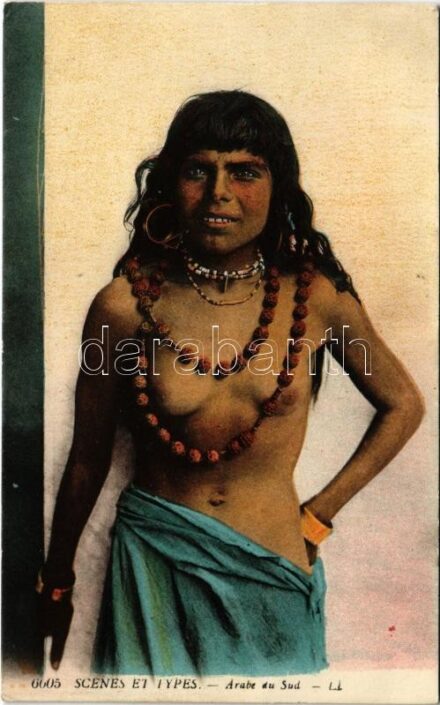 Scenes et Types. Arabe du Sud / South Arabian half-naked woman (EK)