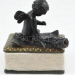 Tündéres bonbonier, porcelán, tetején bronz figura, jelzett, antikolt, m: 16 cm - Image 2