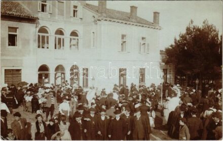 1907 Mali Losinj, Lussinpiccolo; Frühlingsfest im Garten von Park-Hotel-Cigale / Tavaszi fesztivál a szálloda kertjében / spring festival in the hotel's garden. photo (EK)